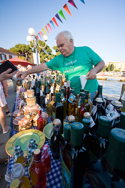 Biograd: 5. Eno-eko-gastro-etno stol (Foto:Saša Čuka)
