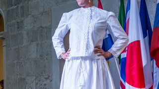 8. Međunarodni festival čipke u Pagu obilježila je modna revija i nastup klape Sol