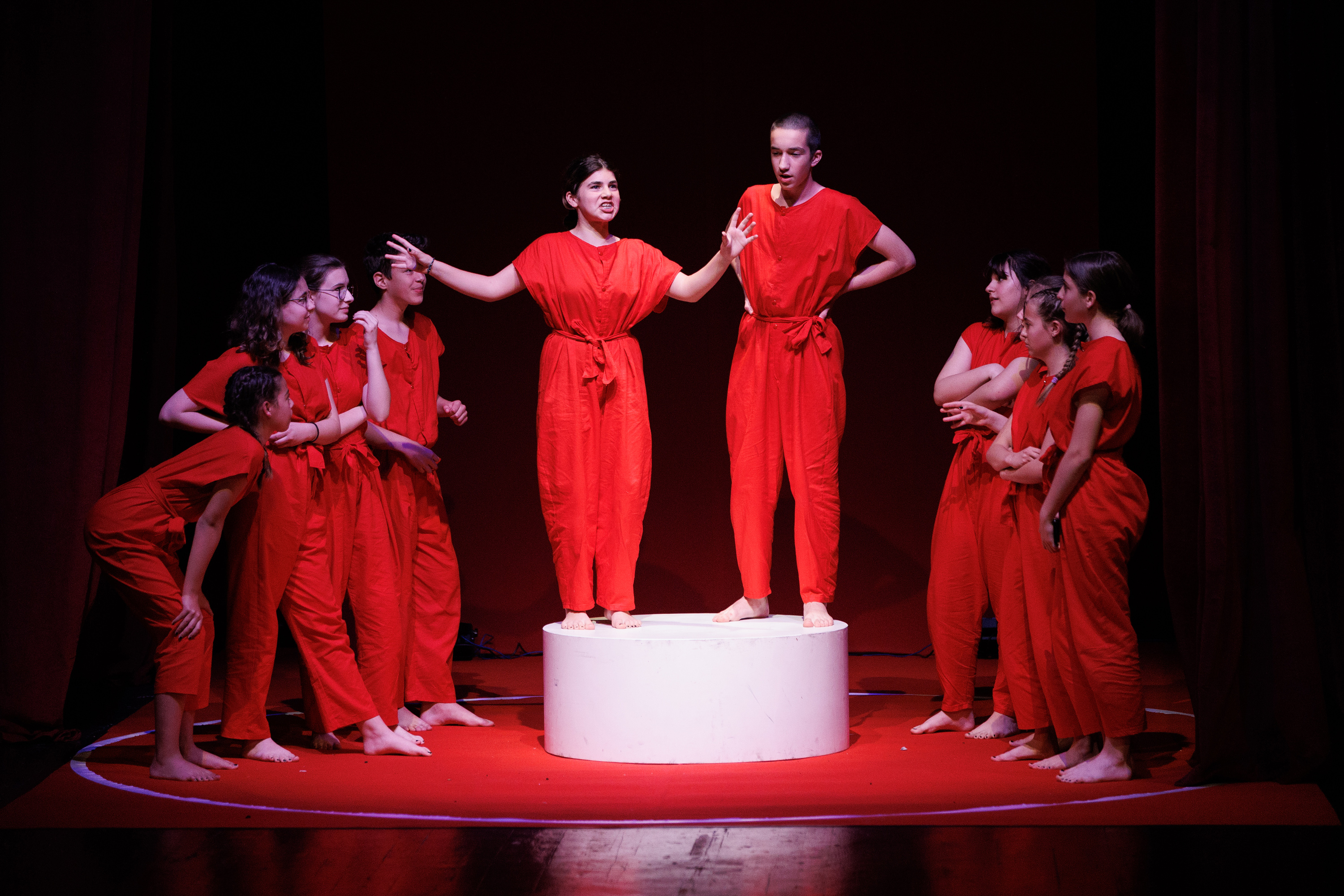 Igrajmo se: Zabranjeno mlađima od 15 strana A