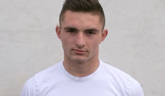 7 Josip Gagula / Datum rođenja: 12.06.1998. / Mjesto rođenja: Stuttgart (Njemačka) / Visina: 174 cm / Težina: 78 kg / Pozicija: Napadač / Klubovi: Bibinje, Zlatna Luka, Zadar