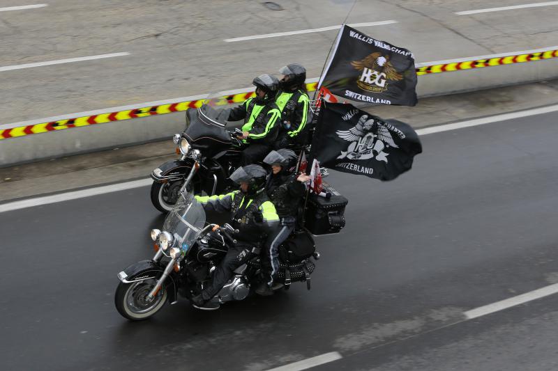 Veliki ocekivani defile od nekoliko tisuca Harley bikera ipak se sveo na brojku od svega par stotina zbog loseg vremena. Photo: Filip Brala/PIXSELL Veliki ocekivani defile od nekoliko tisuca Harley bikera ipak se sveo na brojku od svega par stotina zbog loseg vremena. Photo: Filip Brala/PIXSELL