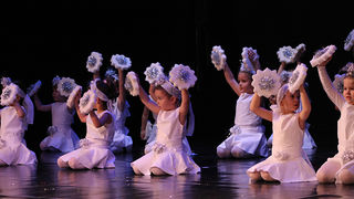 HKK Zadar – Plesna čestitka Zadarskog plesnog ansambla