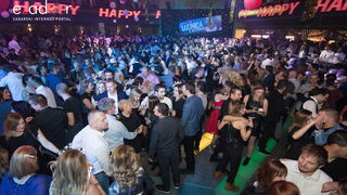 Ludnica u Saturnusu: Najbolji doček u svemiru i šire Ludnica u Saturnusu: Najbolji doček u svemiru i šire