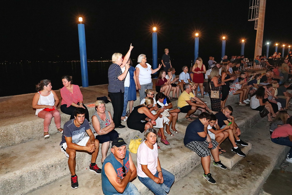 Halid Bešlić maestralno zaključio koncertnu sezonu u Biogradu na Moru
