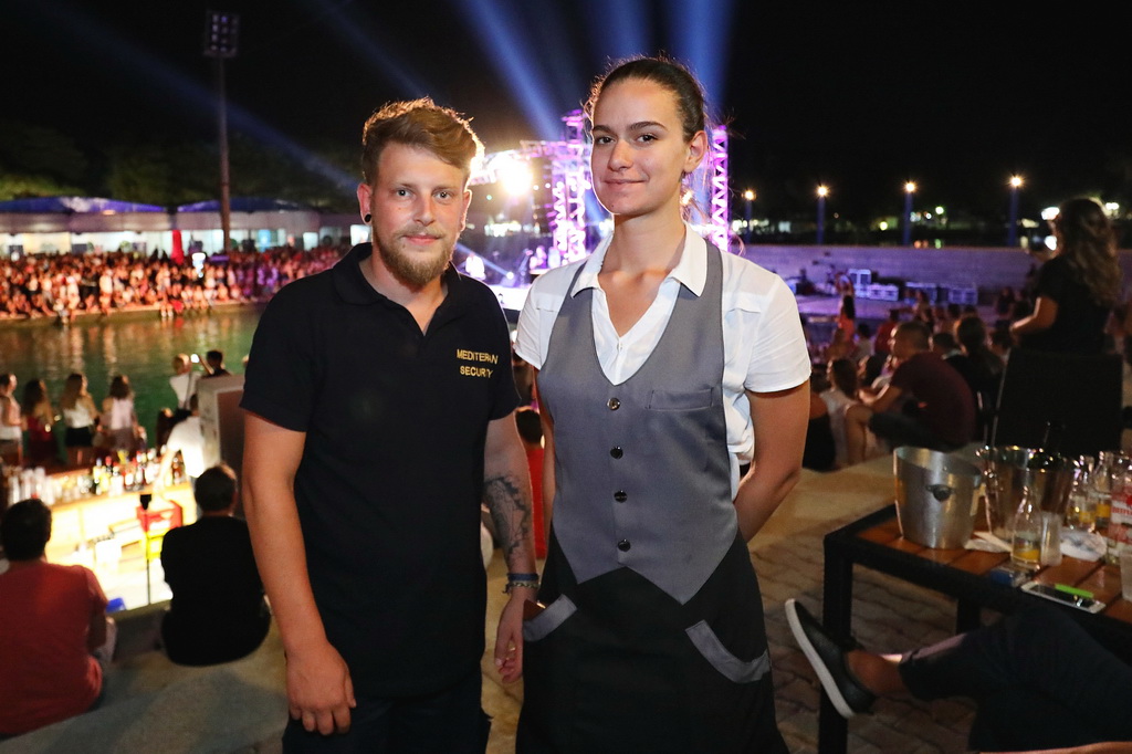 Fenomenalni Petar Grašo raspjevao i rasplesao Biograd Fenomenalni Petar Grašo raspjevao i rasplesao Biograd