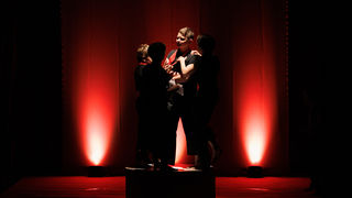 Igrajmo se: Zabranjeno mlađima od 15 strana A