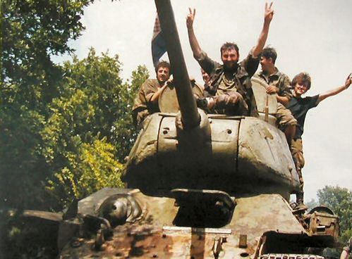 Branitelji/Foto:www.dugirat.net