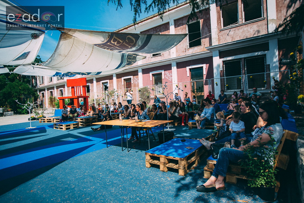 KvartArt: Jutro uz “Libretiće” i pripremanje staklenki sreće KvartArt: Jutro uz “Libretiće” i pripremanje staklenki sreće