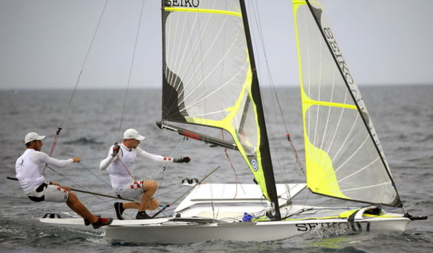 Zadar, 030909. Europsko prvenstvo u jedrenju za klasu 49er 2009. Danas je cetvrti dan Europskog prvenstva u jedrenju za klasu 49er koje se odrzava u Zadru u organizaciji JK Uskok. Danas su pocele finalne regate koje se jedre u zlatnoj za medalju i srebrno