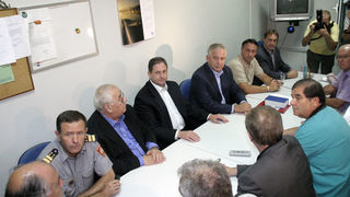 Unesreceni vatrogasci – Politicari dosli u posjet Unesreceni vatrogasci – Politicari dosli u posjet