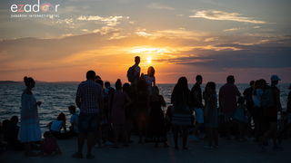 Započela 18. Noć punog miseca na zadarskoj rivi Započela 18. Noć punog miseca na zadarskoj rivi