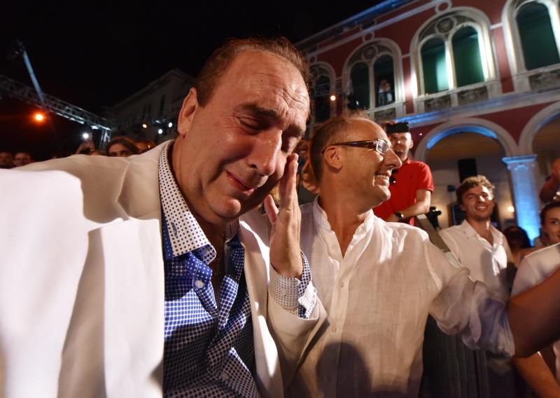 Mladen Grdović osvojio prvu nagradu publike na Splitskom festivalu 2016. Photo: Hrvoje Jelavić/PIXSELL