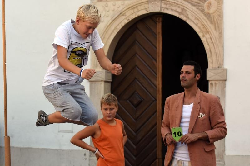 Šesti dan Špancirfesta, nastup uličnih performera Jesters Šesti dan Špancirfesta, nastup uličnih performera Jesters