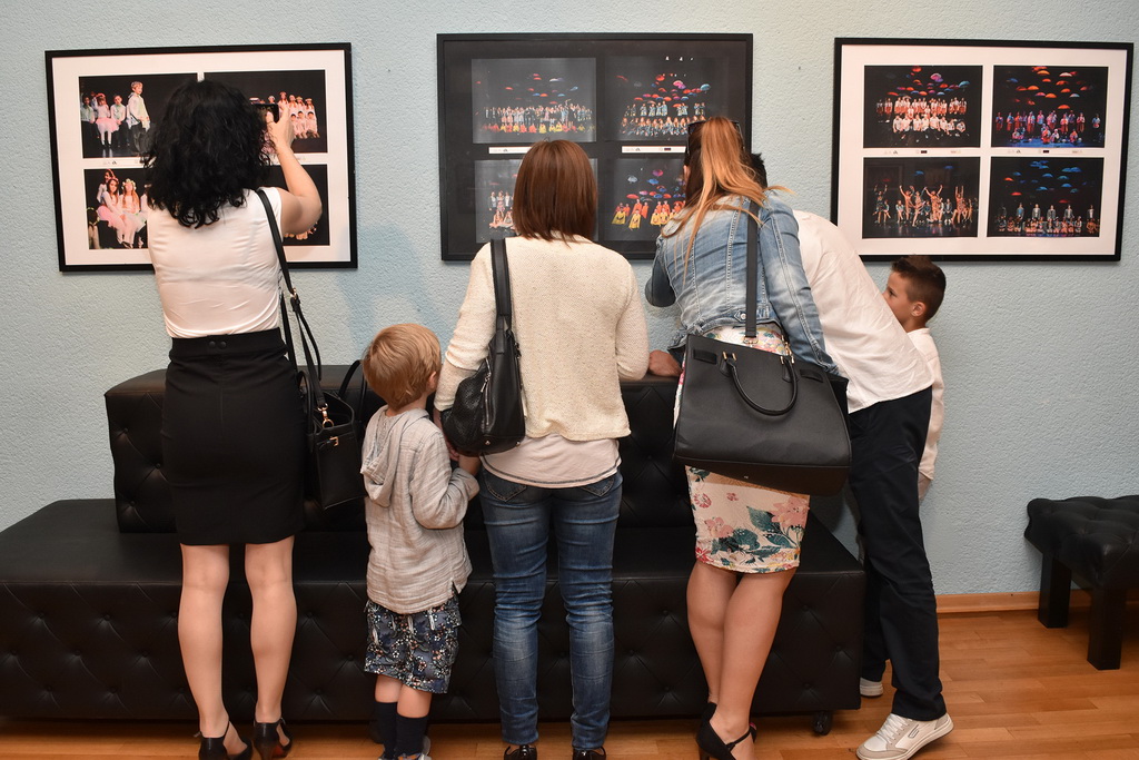 hmk izlozba fotografija ive perincic