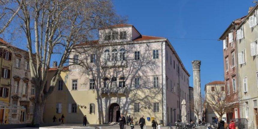 Zadar – Trg Petra Zoranica. Photo: Dino Stanin/PIXSELL Zadar – Trg Petra Zoranica. Photo: Dino Stanin/PIXSELL