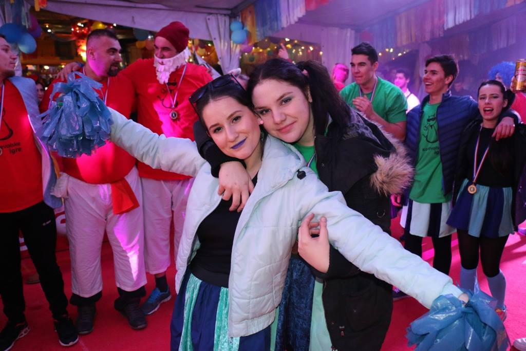 Virske maškare 2017: Karnevalske igre i koncert grupe Vista Virske maškare 2017: Karnevalske igre i koncert grupe Vista