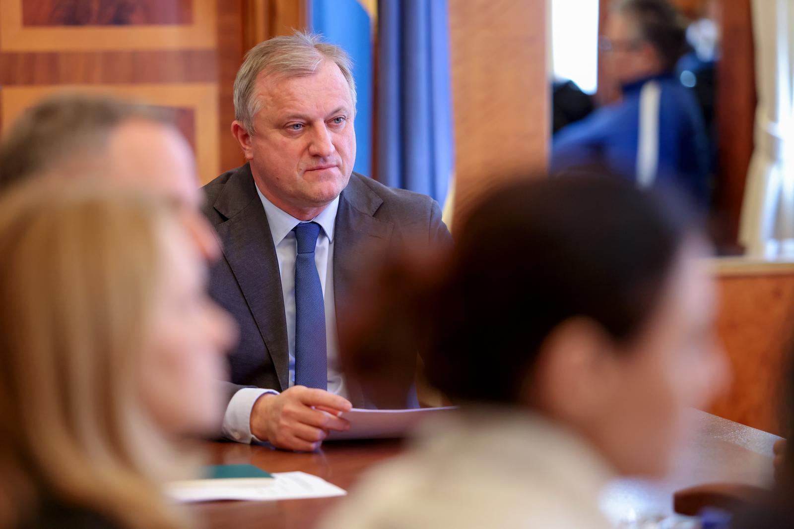 Branko Dukić održao kolegij s pročelnicima upravnih odjela