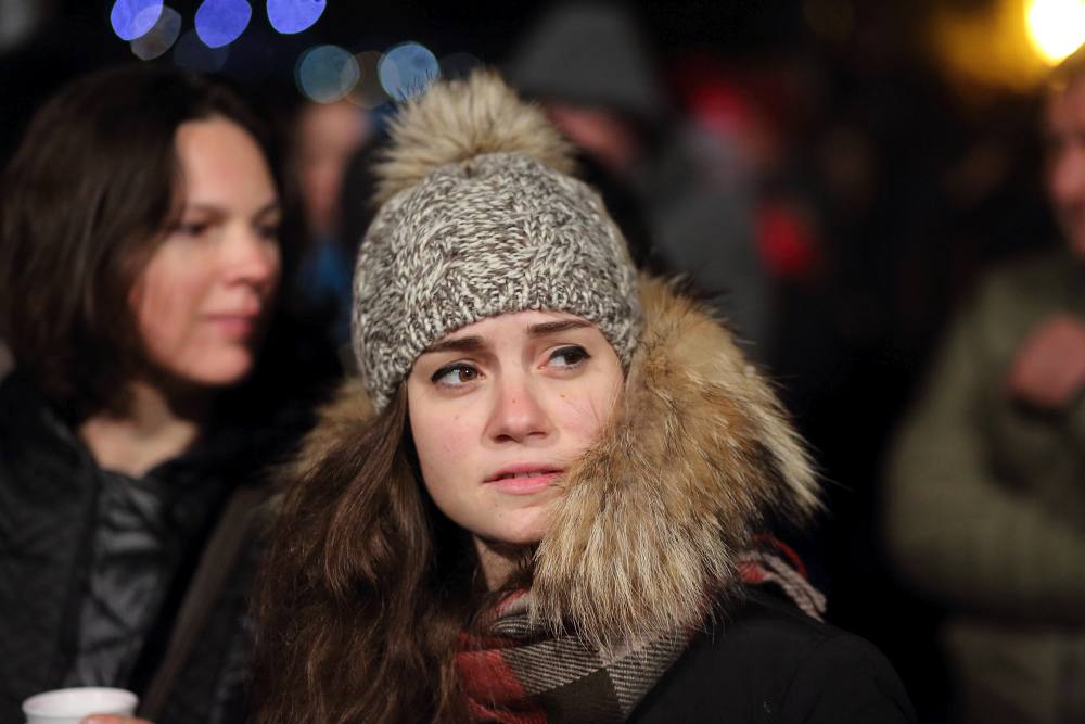 Advent na Viru: Crvena jabuka oduševila u “sniježnom” Viru Advent na Viru: Crvena jabuka oduševila u “sniježnom” Viru