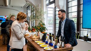 Predstavljanje eno-gastronomske ponude Zadarske županije medijima i turističkom sektoru u Ljubljani Predstavljanje eno-gastronomske ponude Zadarske županije medijima i turističkom sektoru u Ljubljani