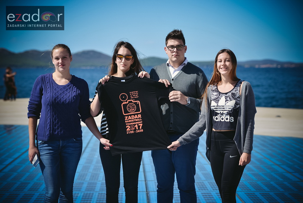 #ZDBT2017: Snimanje Milenijske fotografije košarkaške lopte na Pozdravu suncu #ZDBT2017: Snimanje Milenijske fotografije košarkaške lopte na Pozdravu suncu