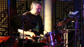 Image 1208815 (auto)