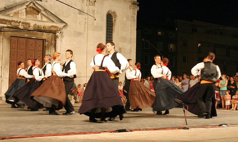 Image 1176149 (auto)