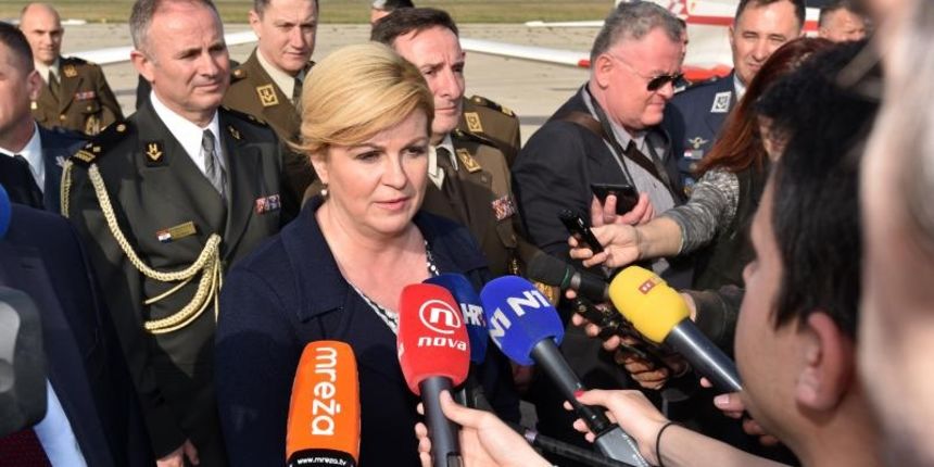 Predsjednica Kolinda Grabar-Kitarović posjetila 93. zrakoplovnu bazu Zemunik. Foto: Dino Stanin/PIXSELL Predsjednica Kolinda Grabar-Kitarović posjetila 93. zrakoplovnu bazu Zemunik. Foto: Dino Stanin/PIXSELL