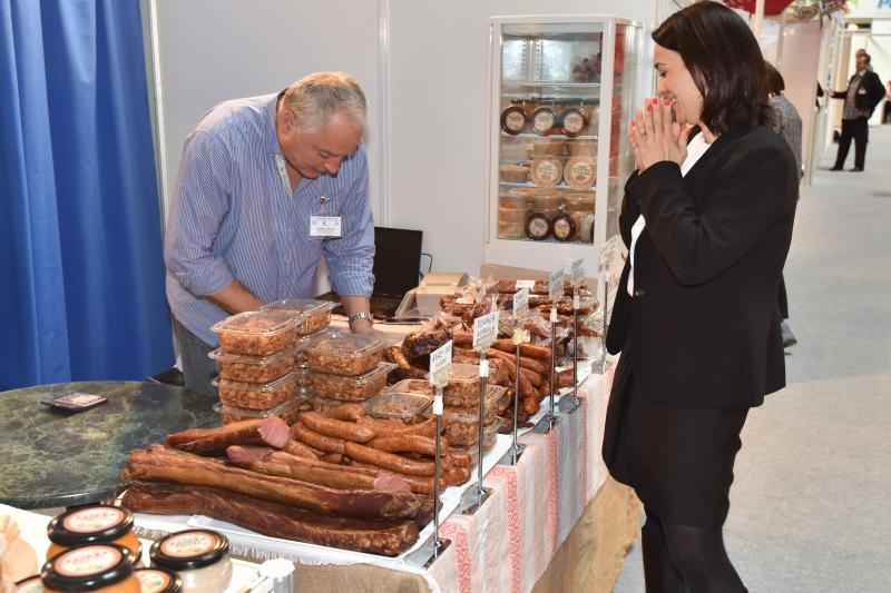 Image 380615 (auto) Image 380615 (auto)