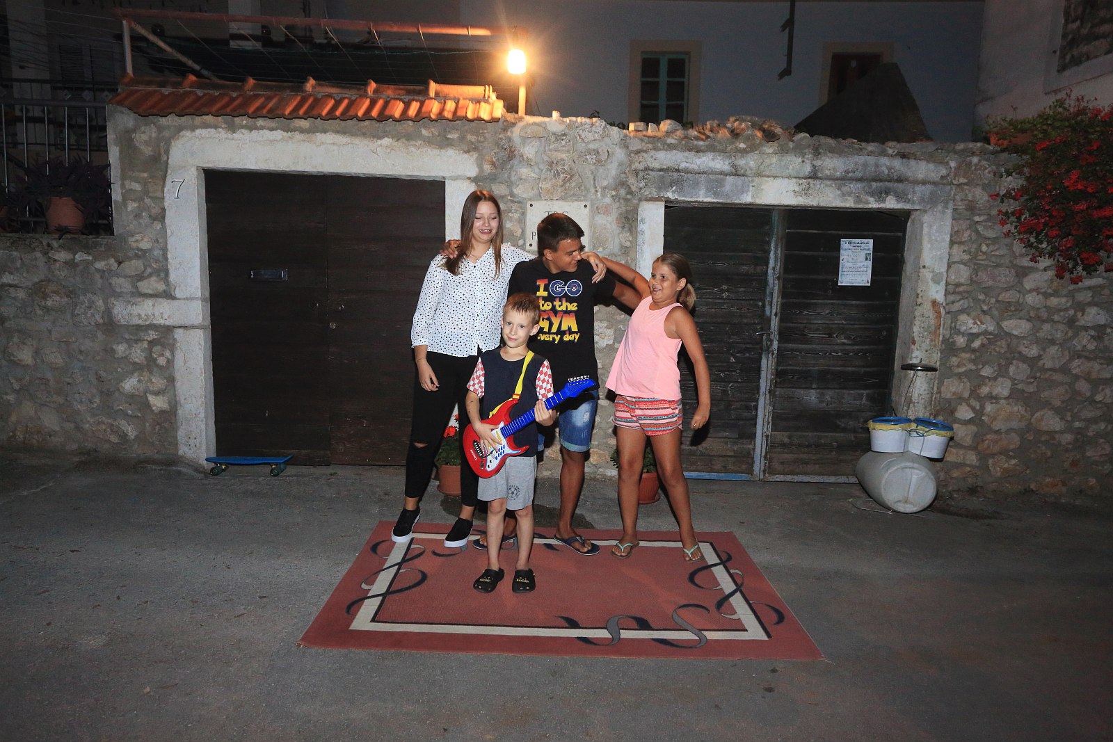 2. Dječje glazbene večeri: Akordi ispod farikule