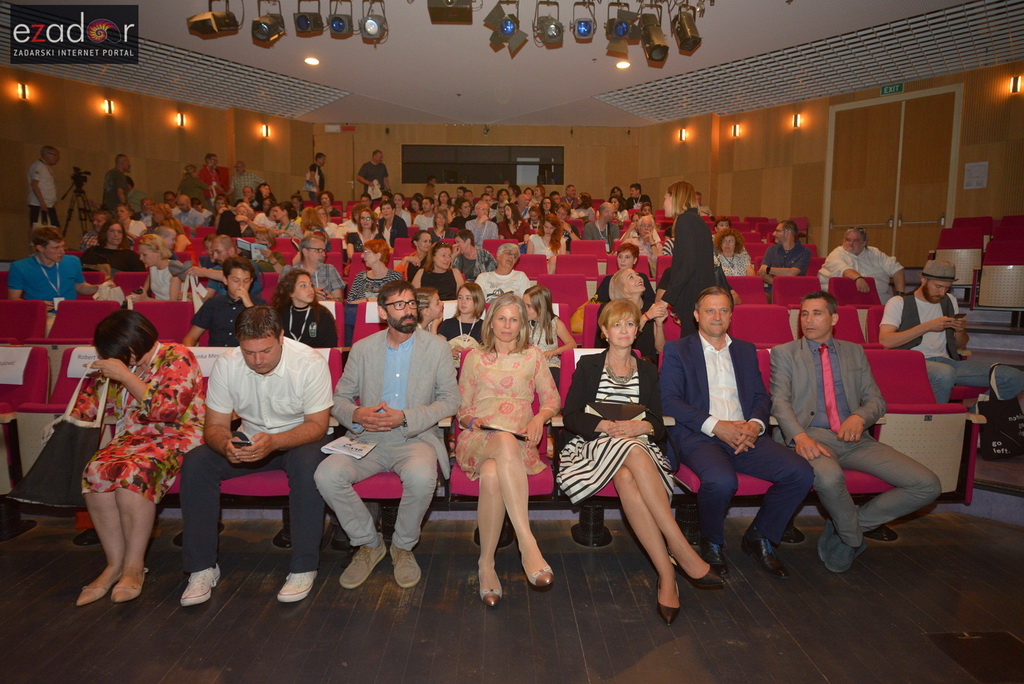 Izložba Mojmira Mihatova i svečano otvorenje 26. SLUK-a Izložba Mojmira Mihatova i svečano otvorenje 26. SLUK-a