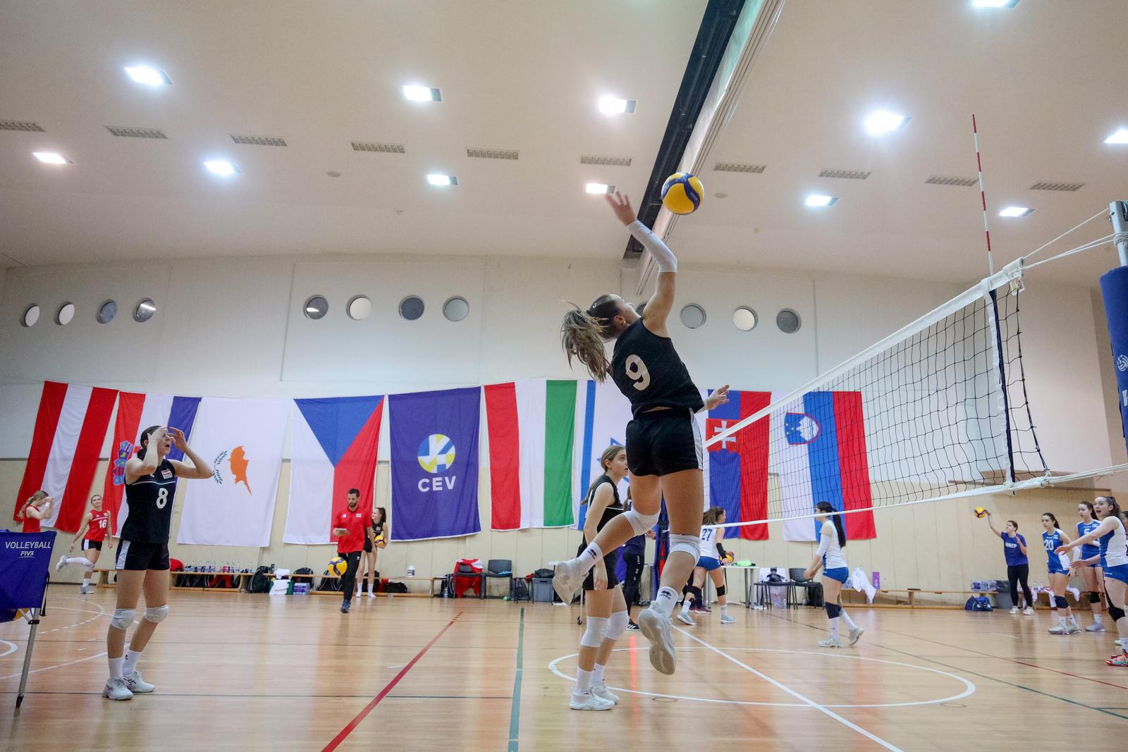 SC Višnjik: U-16 turnir za djevojke: Izrael – Austrija