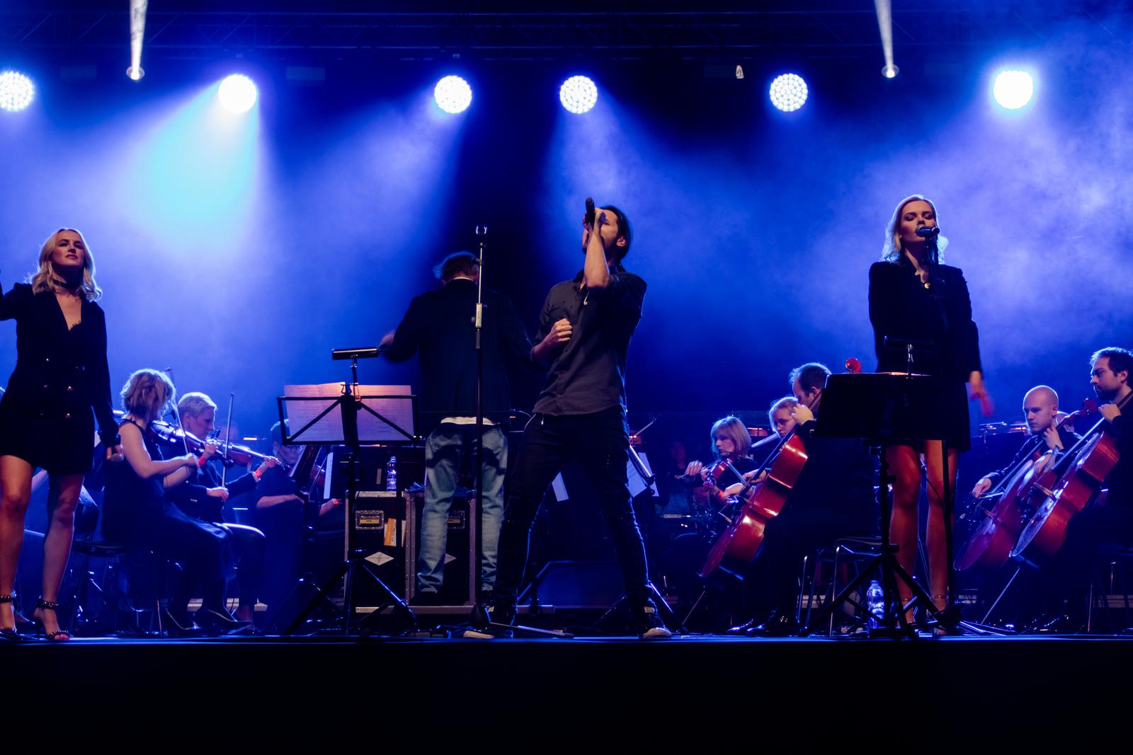 Glazbeni spektakl Rock the Opera održan u Zadru: Dino Jelusić nastupio kao specijalni gost Glazbeni spektakl Rock the Opera održan u Zadru: Dino Jelusić nastupio kao specijalni gost