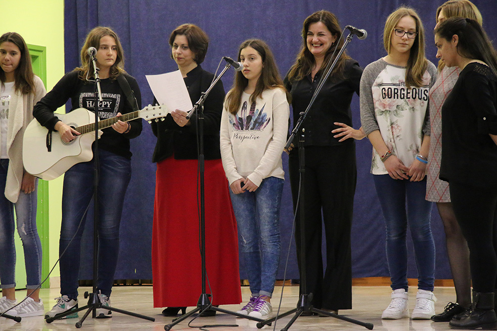 OŠ Stanovi- humanitarni klapski koncert