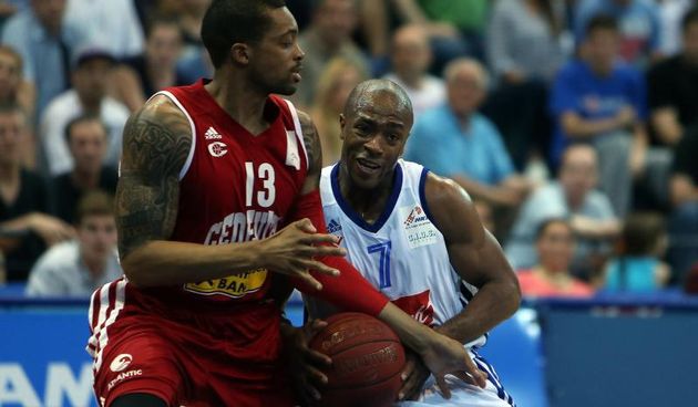 07.06.2014., KC Drazen Petrovic, Zagreb – A1 muska liga, zavrsnica doigravanja, druga utakmica, KK Cibona – KK Cedevita. Allan Ray, Jerel Blassingame. Photo: Dalibor Urukalovic/PIXSELL