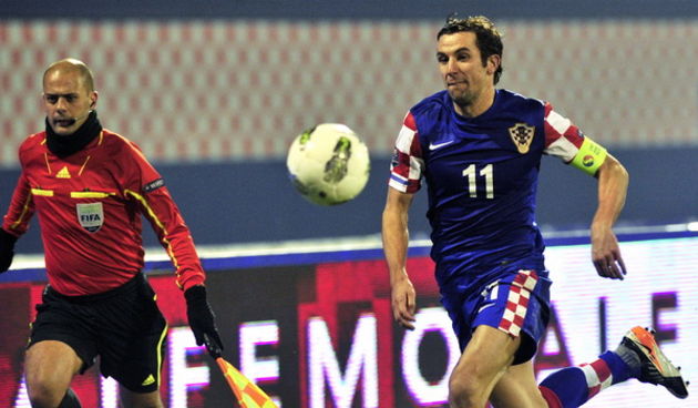 Zagreb, 151111.Uzvratna nogometna utakmica dodatnih kvalifikacijska za odlazak na Euro 2012 u Poljsku i Ukrajinu, izmedju Hrvatske i Turske.Na slici: Darijo Srna.Foto: Srdjan Vrancic / CROPIX