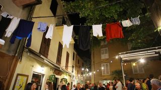 Građani se do ranih jutarnjih sati zabavljali na tradicionalnoj Varoškoj fešti, foto: Filip Brala/PIXSELL Građani se do ranih jutarnjih sati zabavljali na tradicionalnoj Varoškoj fešti, foto: Filip Brala/PIXSELL