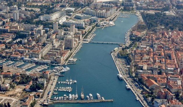 Zadar iz zraka. Ilustracije. Uvala Jazine. Photo: Dino Stanin/PIXSELL