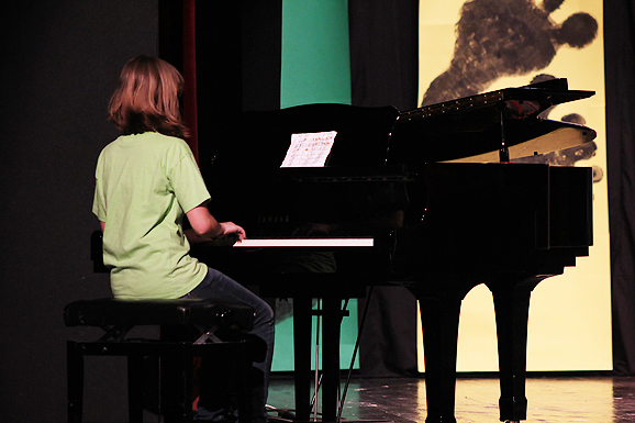 Image 888161 (auto) Image 888161 (auto)