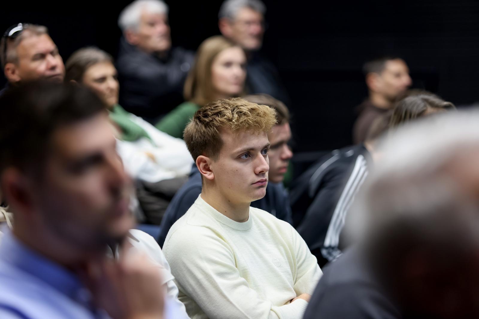 dodjela nagrada za najbolje sportaše i sportske kolektive Zadarske županije dodjela nagrada za najbolje sportaše i sportske kolektive Zadarske županije