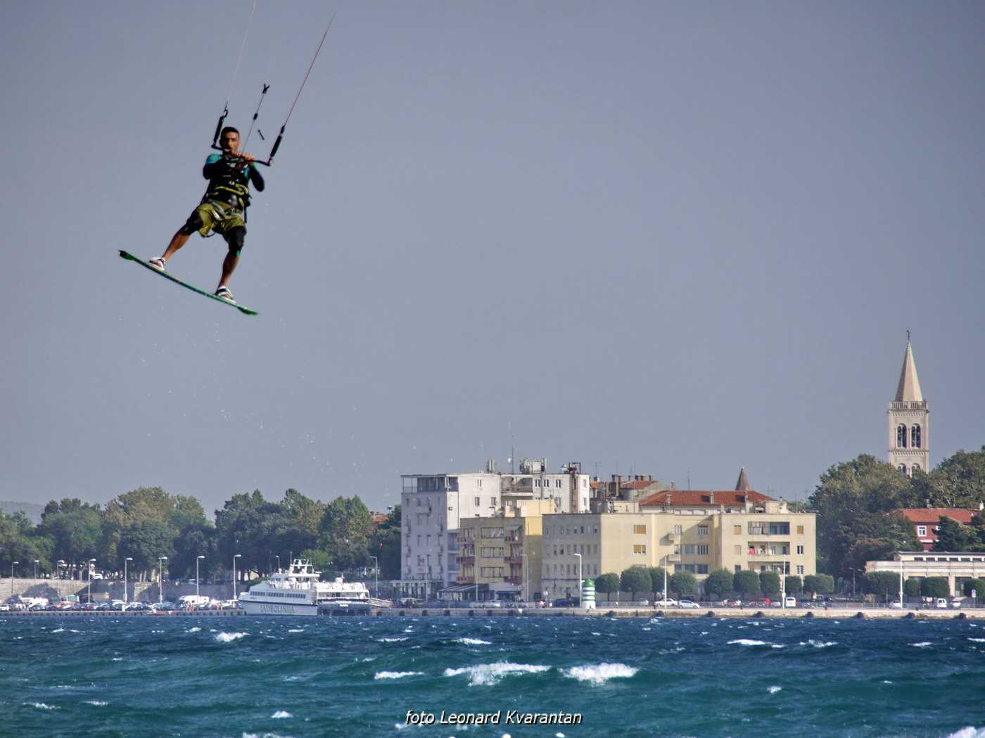 Surferi i kiteri došli na svoje pred neveru