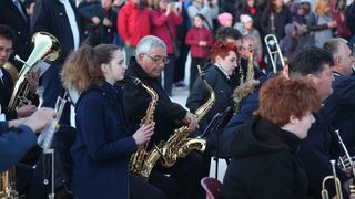 HGD Sv. Cecilija izvelo korčulanski viteški ples “Moreška” na Pozdravu suncu