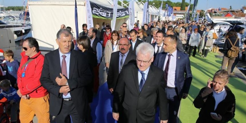 Biograd Na Moru: Ivo Josipović posjetio 16. međunarodni nautički sajam Biograd Boat Show, foto: Filip Brala/PIXSELL Biograd Na Moru: Ivo Josipović posjetio 16. međunarodni nautički sajam Biograd Boat Show, foto: Filip Brala/PIXSELL