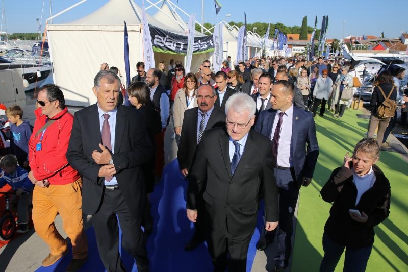 Biograd Na Moru: Ivo Josipović posjetio 16. međunarodni nautički sajam Biograd Boat Show, foto: Filip Brala/PIXSELL Biograd Na Moru: Ivo Josipović posjetio 16. međunarodni nautički sajam Biograd Boat Show, foto: Filip Brala/PIXSELL