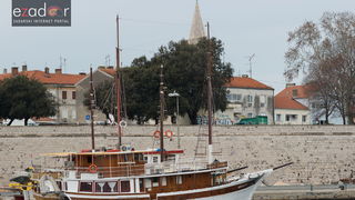 Đir po gradu, ponedjeljak 15. siječnja 2018. Turistički brodovi