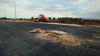 Zadar, Murvica, 210213.
Poslovna zona Murvica jug. Ulazak i radovi u poslovnoj zonu Murvica jug koja bi do ljeta trebala biti zavrsena. Radovi su u tijeku.
Foto: Jure Miskovic / CROPIX