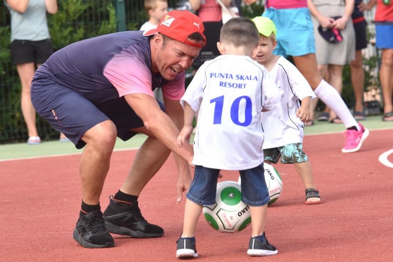 Nogometna zvijezda Lothar Matthaus na Punta Skali učio djecu nogometu