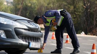 Dvoje ozlijeđenih u sudaru dva automobila na vodičkoj obilaznici, intervenirali i vatrogasci Dvoje ozlijeđenih u sudaru dva automobila na vodičkoj obilaznici, intervenirali i vatrogasci