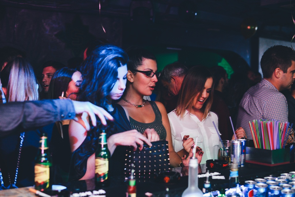 Votka party u Svarog Baru, Foto: Iva Perinčić Votka party u Svarog Baru, Foto: Iva Perinčić