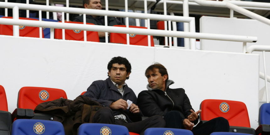 Sibenik, 041211.
Stadion Subicevac.
16. kolo prve HNL.
Utakmica HNK Hajduk – NK Zadar.
Na fotografiji : Hrvoje Males i Zlatko Vujovic
Foto: Vladimir Dugandzic / CROPIX Sibenik, 041211.
Stadion Subicevac.
16. kolo prve HNL.
Utakmica HNK Hajduk – NK Zadar.
Na fotografiji : Hrvoje Males i Zlatko Vujovic
Foto: Vladimir Dugandzic / CROPIX