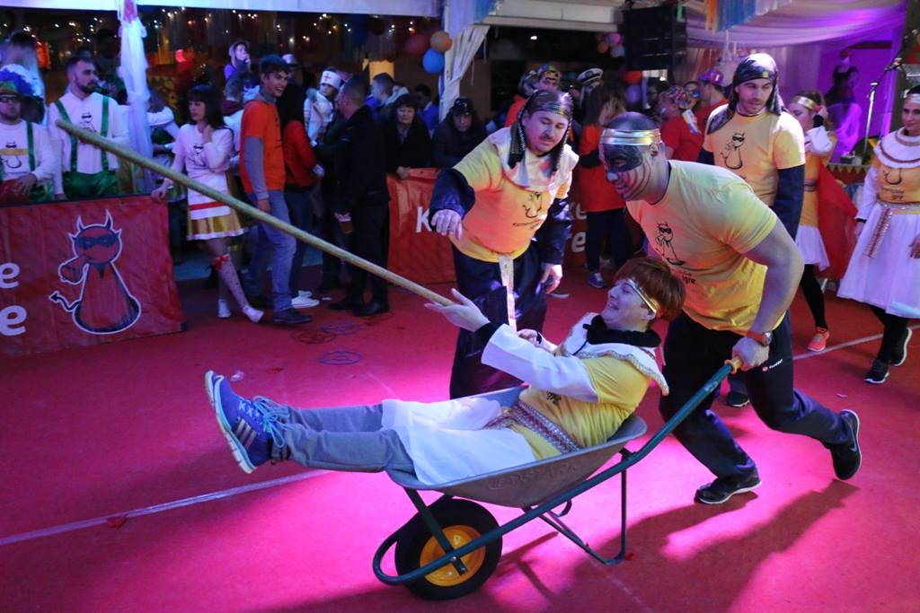 Virske maškare 2017: Karnevalske igre i koncert grupe Vista Virske maškare 2017: Karnevalske igre i koncert grupe Vista